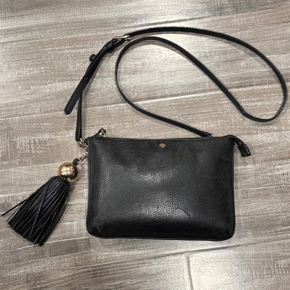 Well-Loved Tory Burch Black Leather Crossbody Bag